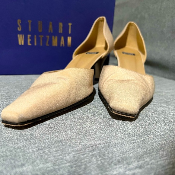 Stuart Weitzman Women's Toucan Taupe Crepe Fabric Pumps Size 9 - Picture 1 of 9